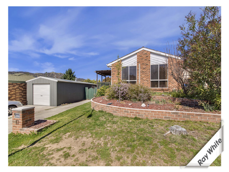 10 McKivat Close, Gordon, ACT 2906 Property Details