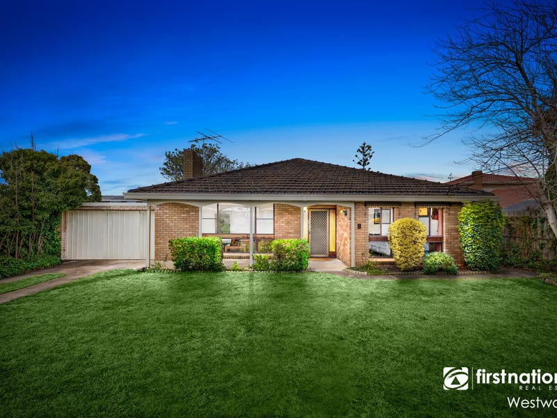 32 Tyrone Street, Werribee, Vic 3030 Property Details