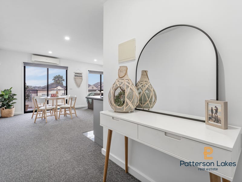 Real Estate & Property for Sale in The Pkwy, Hope Island, QLD 4212 (+1