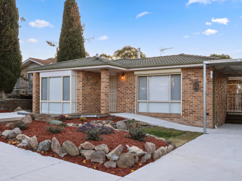 7 Darcy Close, Gordon, ACT 2906 House for Sale