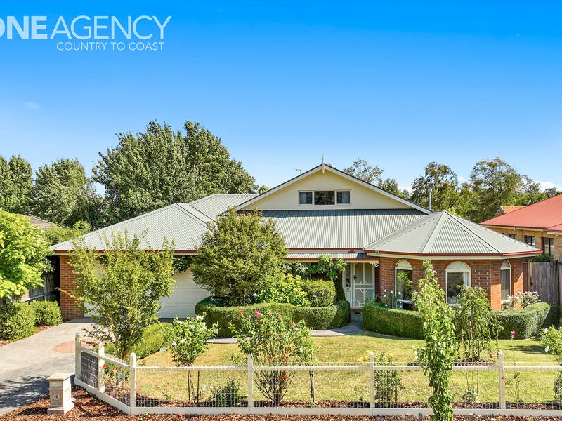 11 Baw Baw Drive, Warragul, Vic 3820 House for Sale