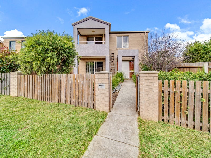 2 Toft Street, Dunlop, ACT 2615 Property Details