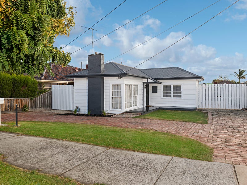 693 Gilbert Road, Reservoir, Vic 3073 Property Details