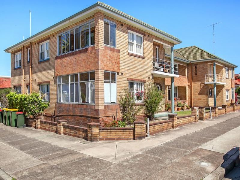 2/159 Denison Street, Hamilton, NSW 2303 Property Details