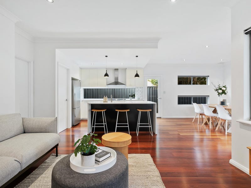 101 Kingsway, Madeley, WA 6065 Property Details