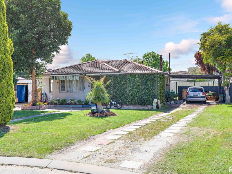 14 Grovelands Way, Kelmscott, WA 6111 Property Details