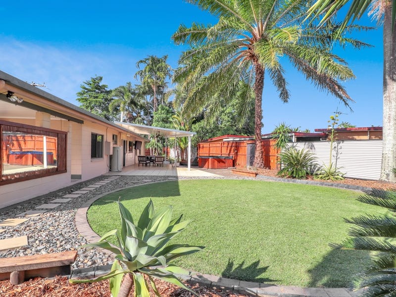 1719 Kingsford Street, Mooroobool, Qld 4870 Property Details