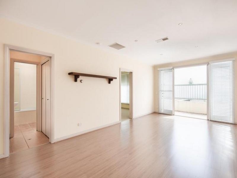 9-847-burwood-road-hawthorn-east-vic-3123-realestate-au