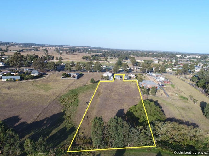 69 Great Alpine Road, Lucknow, VIC 3875