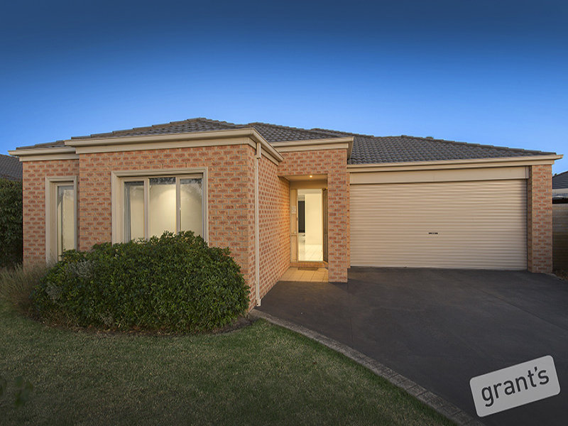 148 Berwick Springs Promenade, Narre Warren South, VIC 3805