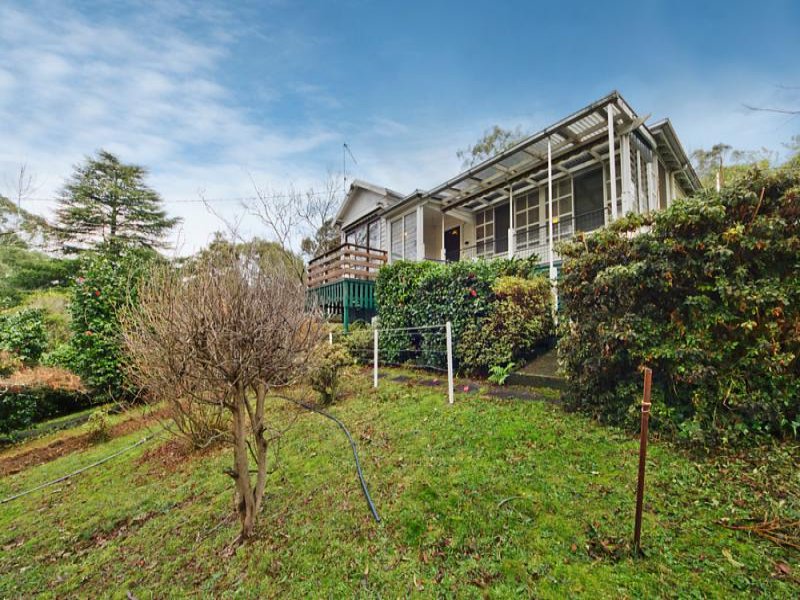 11 Pauline Avenue, VIC 3160
