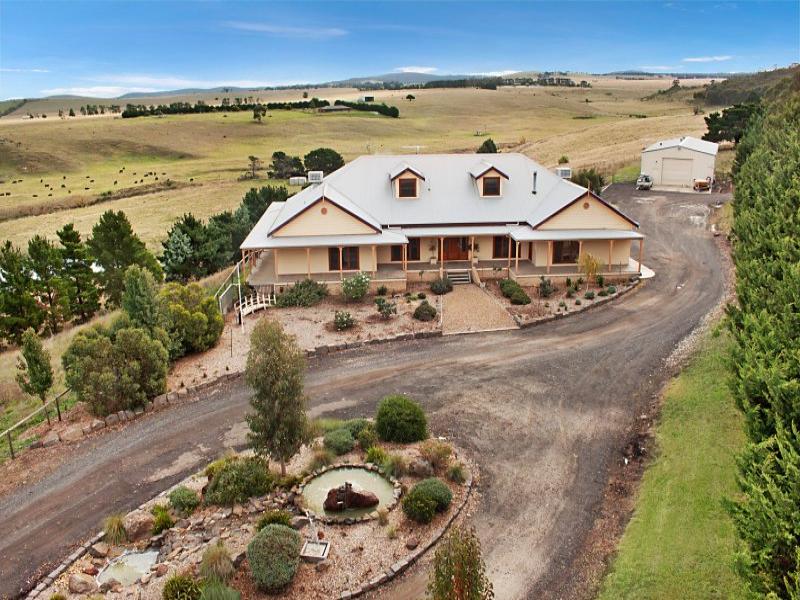 74 Mt Aitken Road, Diggers Rest, VIC 3427