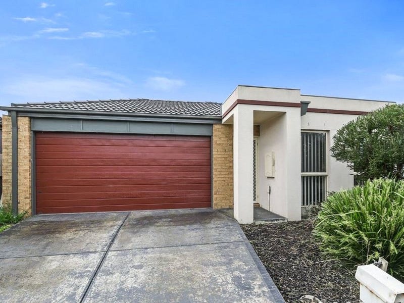 3 Central Avenue, Pakenham, VIC 3810