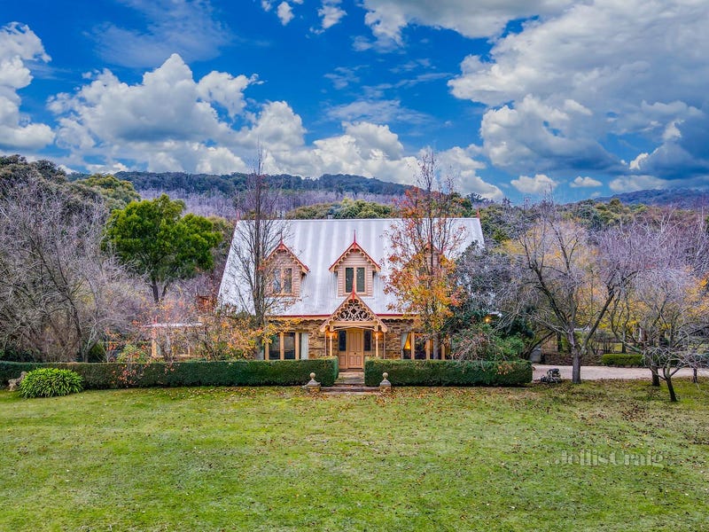 1671 Mount Macedon Road, Woodend, Vic 3442 House for Sale