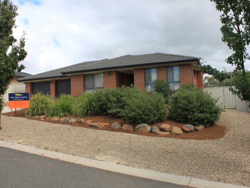 3 Mckenna Avenue, Yass, NSW 2582