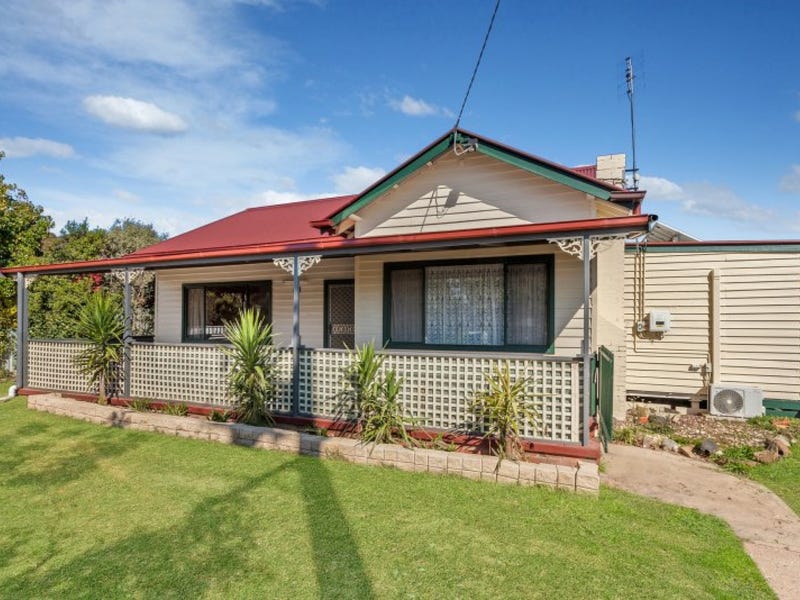 44 Hamilton Street, Broadford, Vic 3658 - Property Details