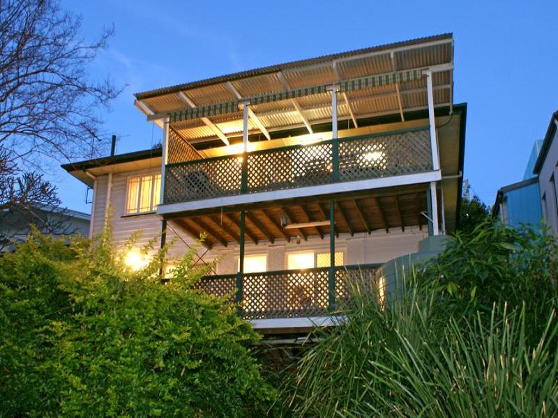 96 Banks St, Alderley, Qld 4051 Property Details