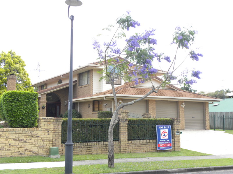 10 Paramount Circuit, Mcdowall, QLD 4053