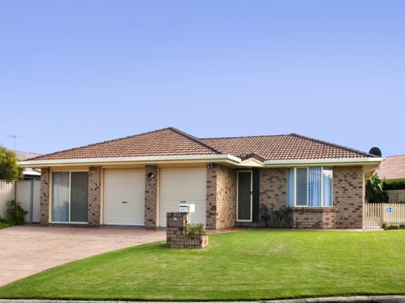 16 Cremorne Court, Kipparing, QLD 4021