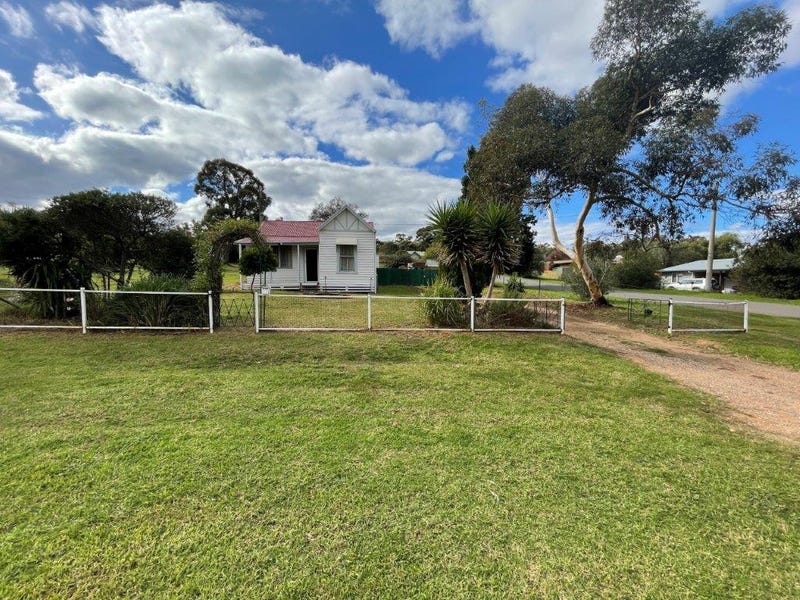 15 Waitchie Street, Wedderburn, VIC 3518