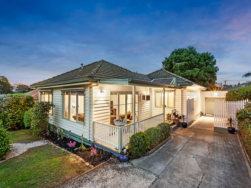 77 Woodhouse Grove, Box Hill North, VIC 3129