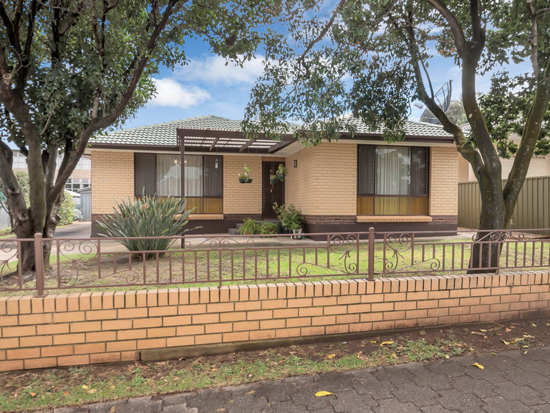 16 Lorraine Avenue, Para Vista, SA 5093