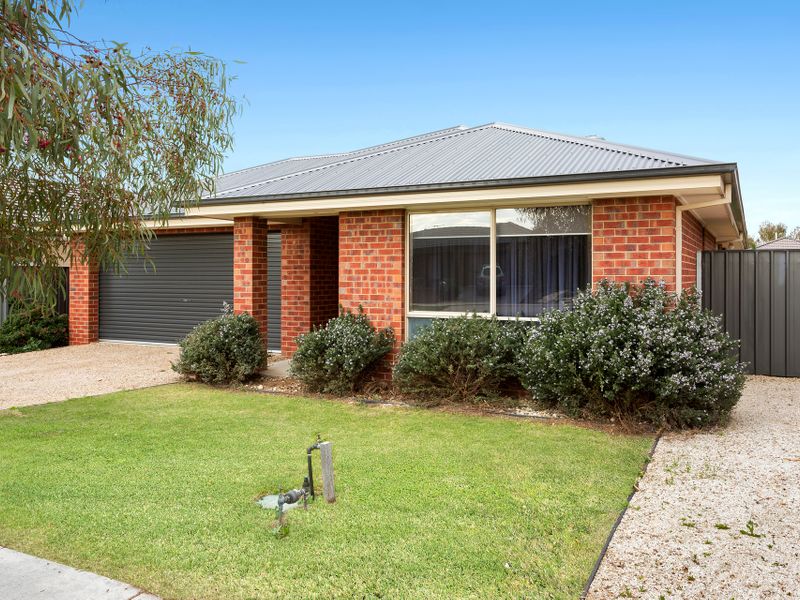 242 Station Street, Epsom, VIC 3551