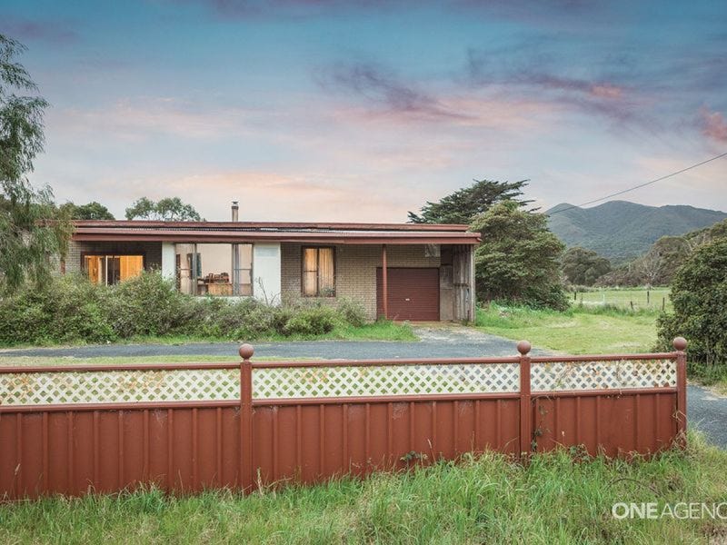 19332 Bass Highway, Rocky Cape, TAS 7321