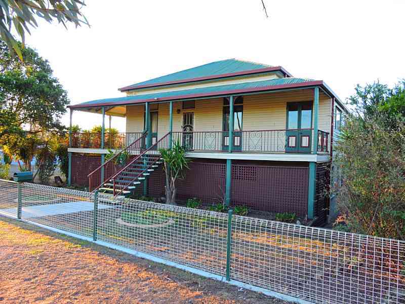33 Fitzroy St, Warwick, Qld 4370 Property Details