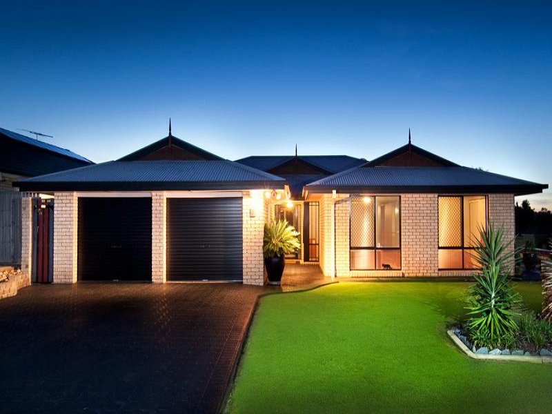 8 Gleneagles Cres, Oxley, QLD 4075