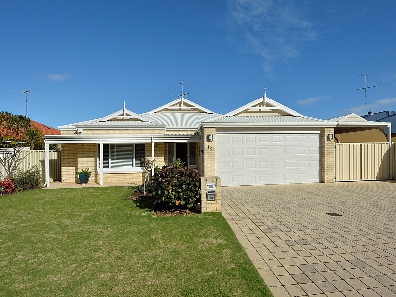 12 Len Howard Drive, Erskine, WA 6210 Property Details
