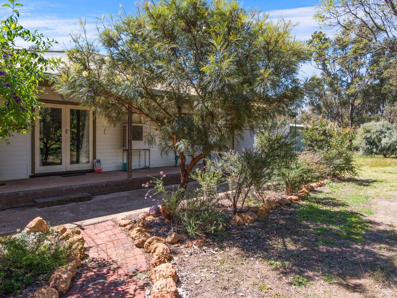 705 Progress Drive, Chidlow, WA 6556 Property Details