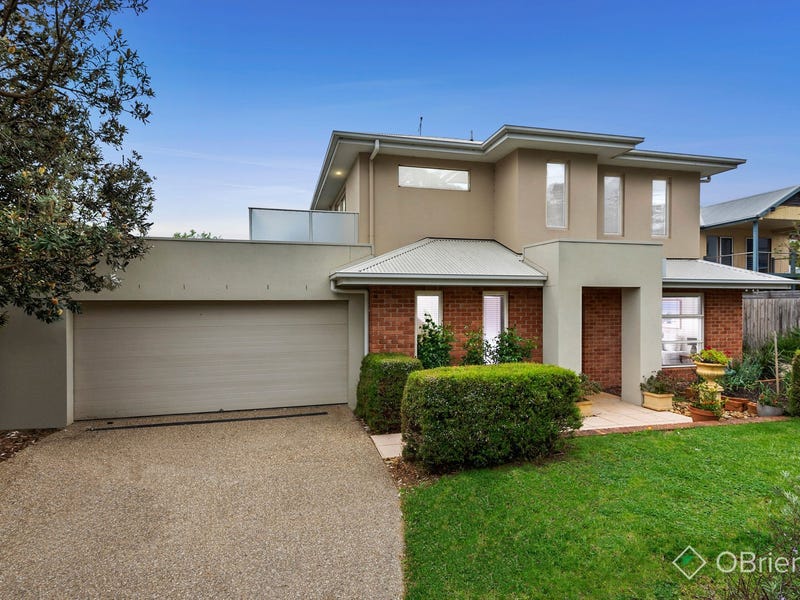 1/27 Van Ness Avenue, Mornington, Vic 3931 Property Details