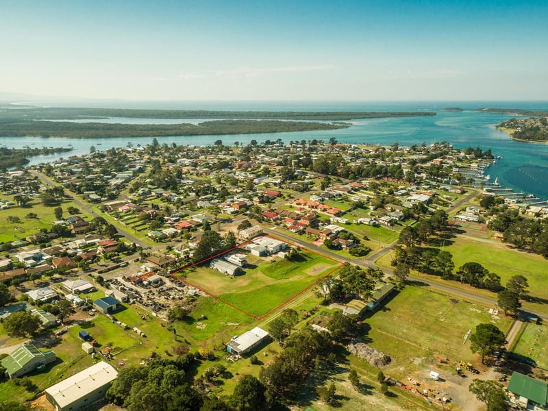 1 Greens Road, Greenwell Point, NSW 2540