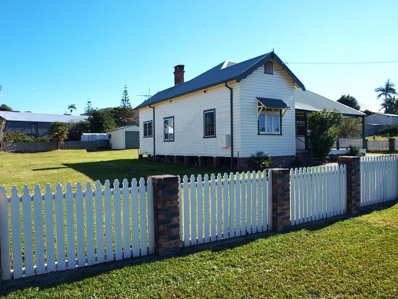 2 Orara Street, Kendall, NSW 2439 Property Details