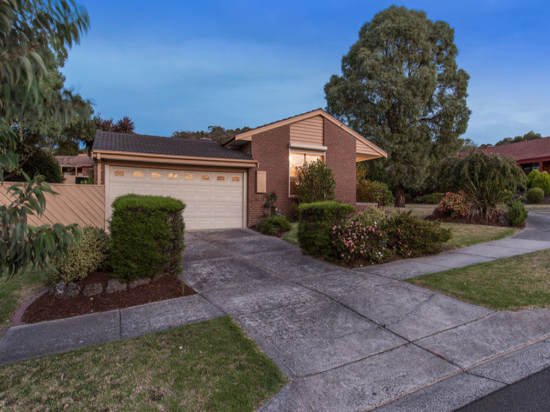 26 Alpine Way, Kilsyth, Vic 3137 Property Details