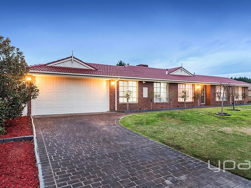 19 Pembroke Crescent, Craigieburn, Vic 3064 - Property Details