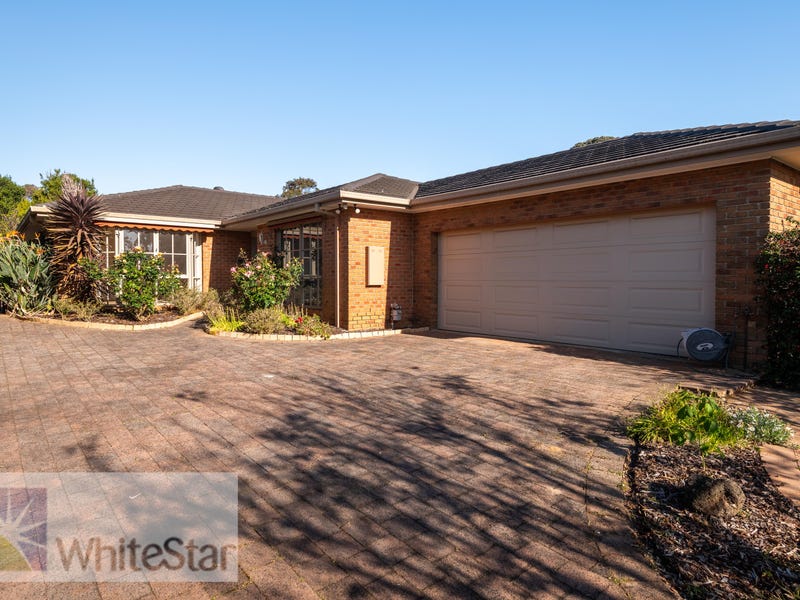 135 Wimbledon Avenue, Mount Eliza, VIC 3930