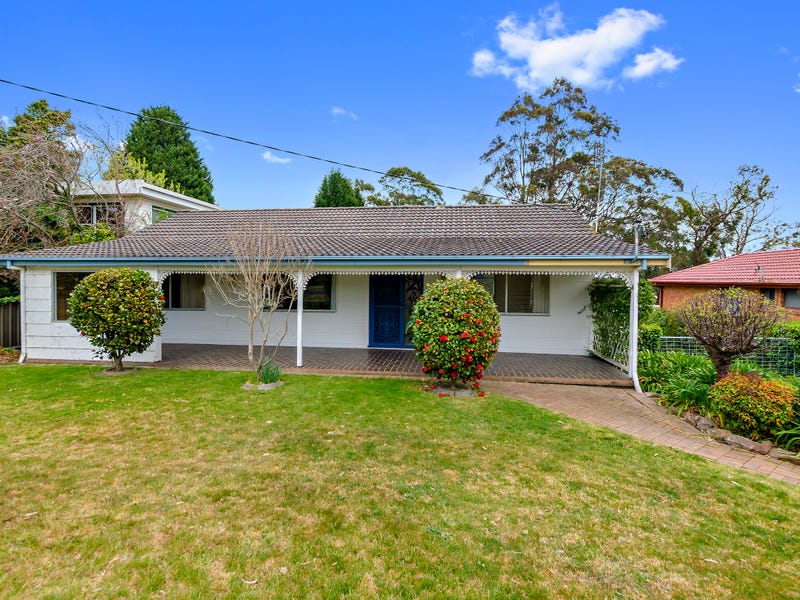 13 Oaklands Street, Mittagong, NSW 2575 Property Details