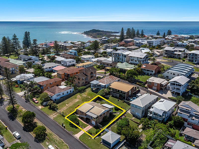 12 Beach Street, Yamba, NSW 2464