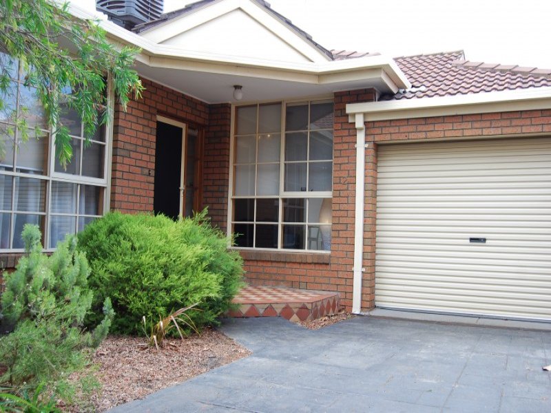 2/12 Bulla Road, Essendon, Vic 3040