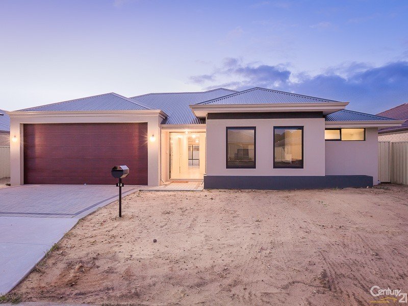 12 Lecania Street, Seville Grove, WA 6112