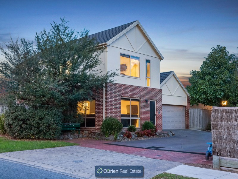 22/26 Jerilderie Drive, Berwick, Vic 3806 Property Details