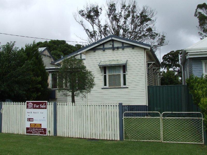 11 Ranfurly Street, Newtown, Qld 4350 Property Details