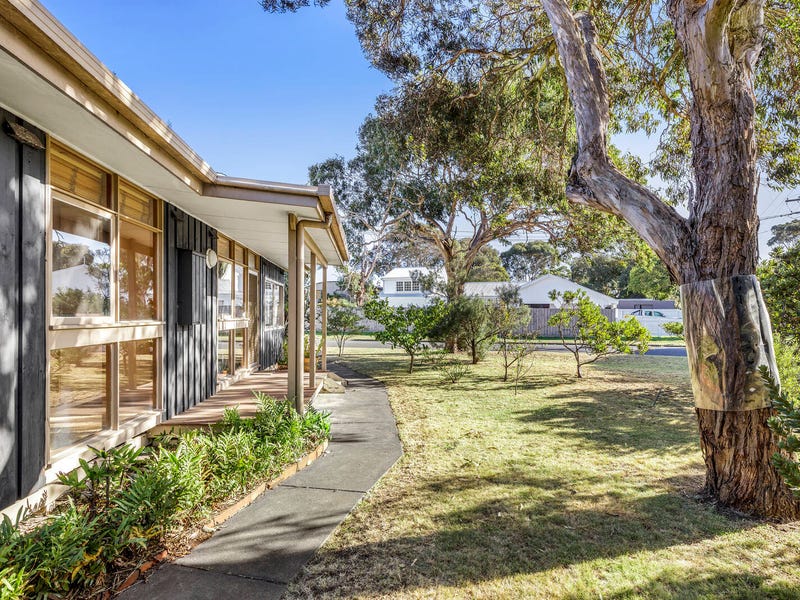 68 Tuckfield Street Ocean Grove Vic 3226 House For Sale Realestate Com Au