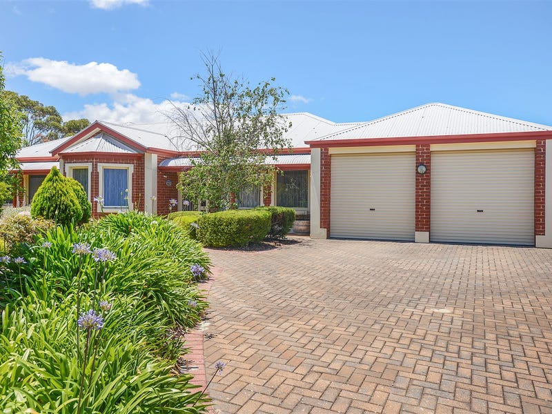52 Pine Avenue, Victor Harbor, SA 5211