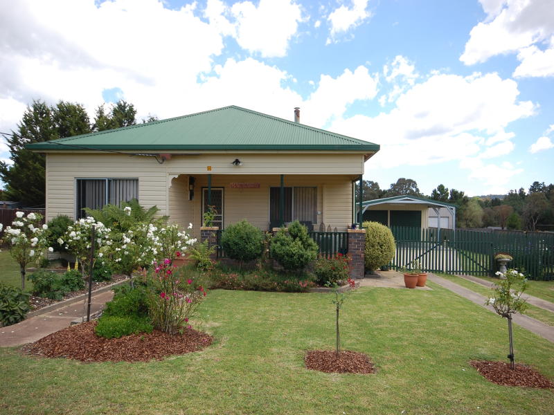 53 Uralla Street, Uralla, NSW 2358