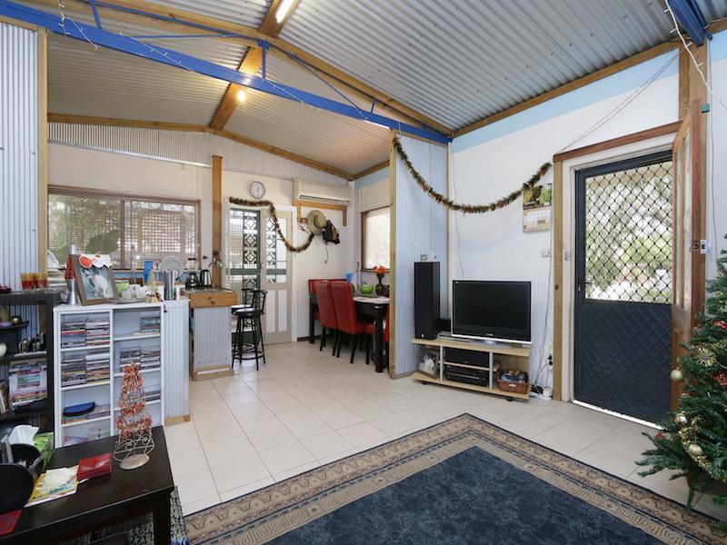 31 Dorothy Avenue, Falcon, WA 6210 Property Details