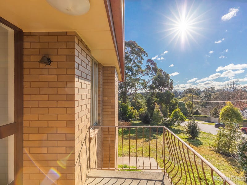 1 Como Street, Emerald, Vic 3782 Property Details