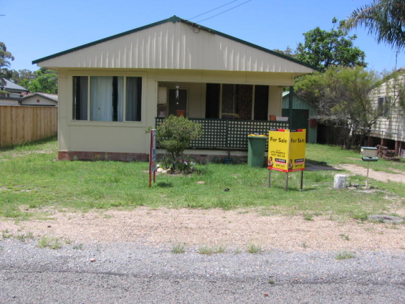 20 Eagle Avenue, Hawks Nest, NSW 2324